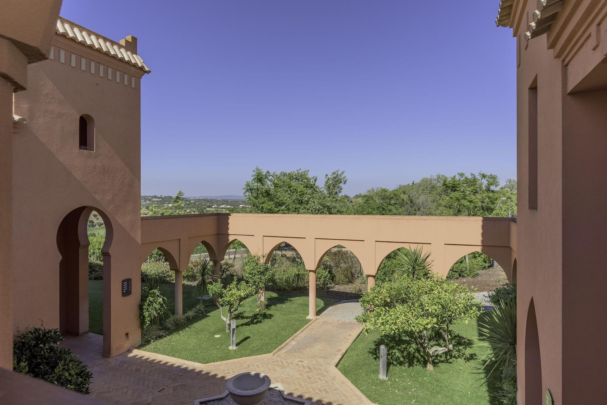 Amendoeira Golf Resort - Apartments And Villas 西尔韦斯 外观 照片