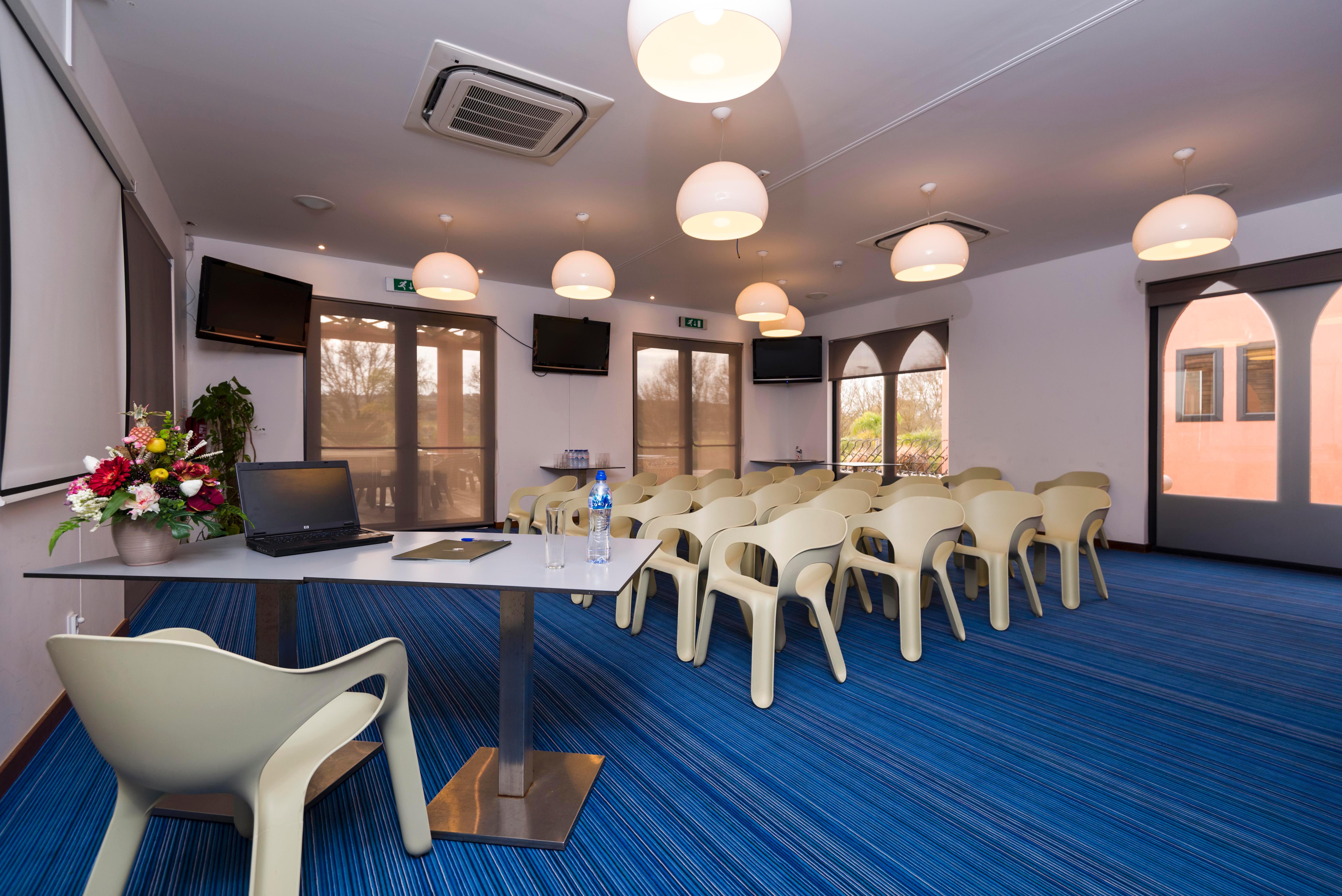 Amendoeira Golf Resort - Apartments And Villas 西尔韦斯 外观 照片